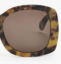 Load image into Gallery viewer, John Lewis Glam Oval Oversized Sunglasses
